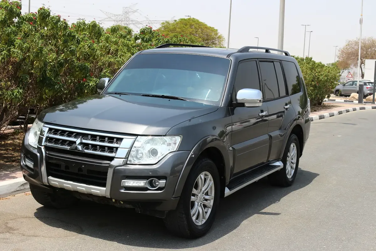 Mitsubishi Pajero 3.8 AT (243 hp) - 3