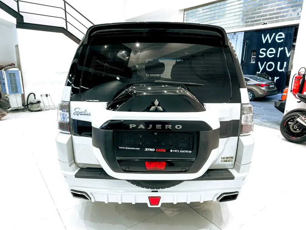 Mitsubishi Pajero 3.8 AT (243 hp) - 7