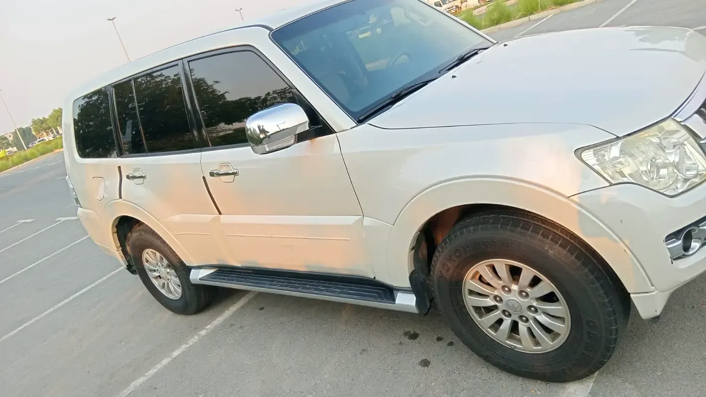 Mitsubishi Pajero 3.8 AT (243 hp) - 4