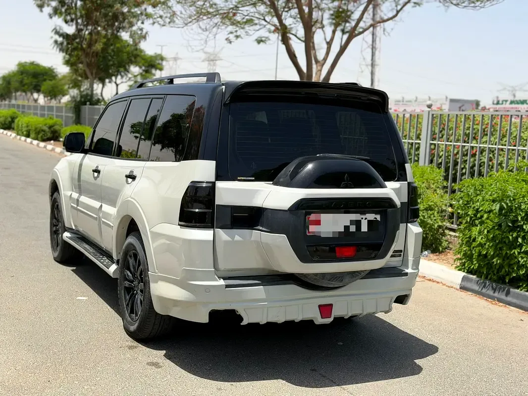 Mitsubishi Pajero 3.8 AT (243 حصان) - 6