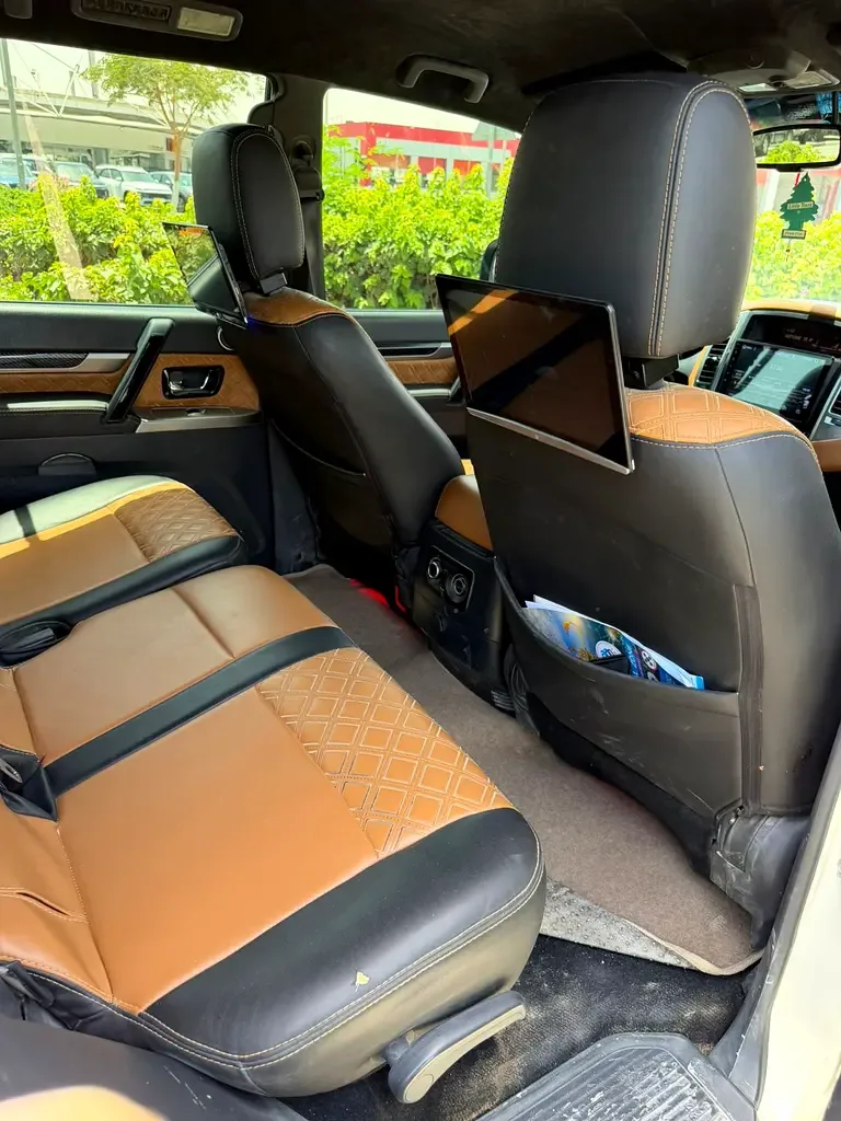 Mitsubishi Pajero 3.8 AT (243 حصان) - 19