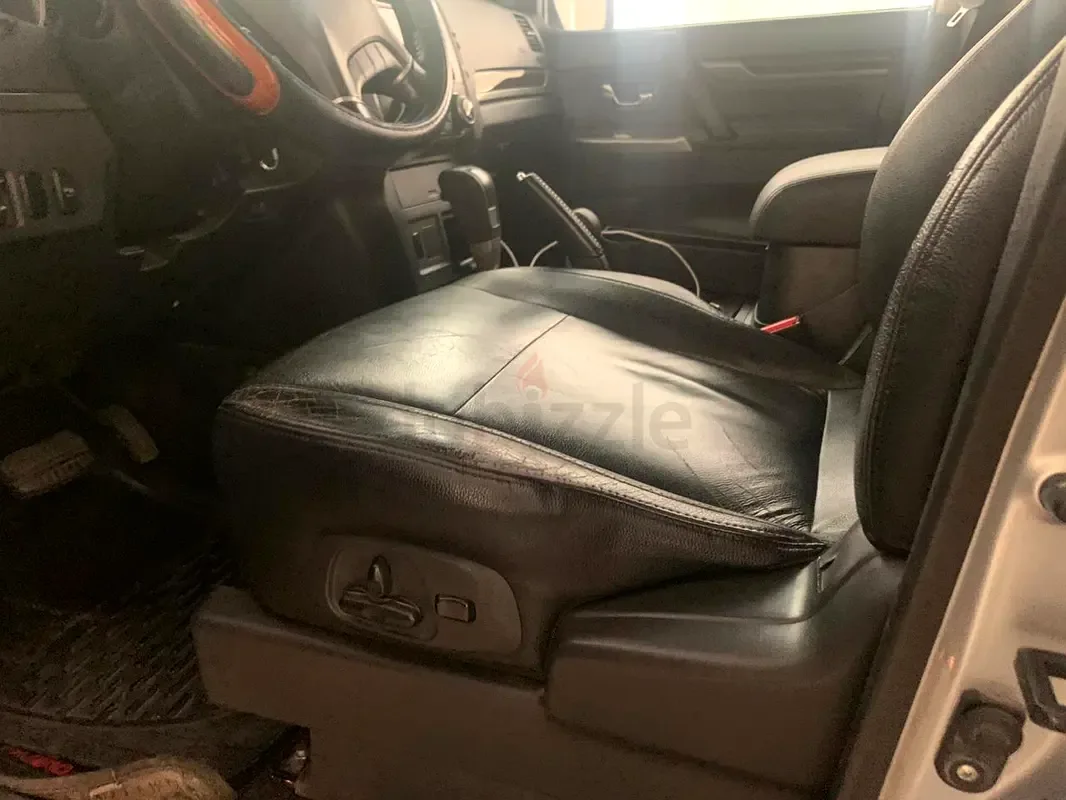 Mitsubishi Pajero 3.8 AT (243 حصان) - 4