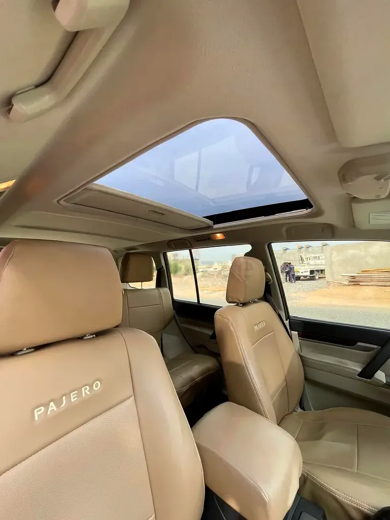 Mitsubishi Pajero 3.8 AT (243 hp) - 4