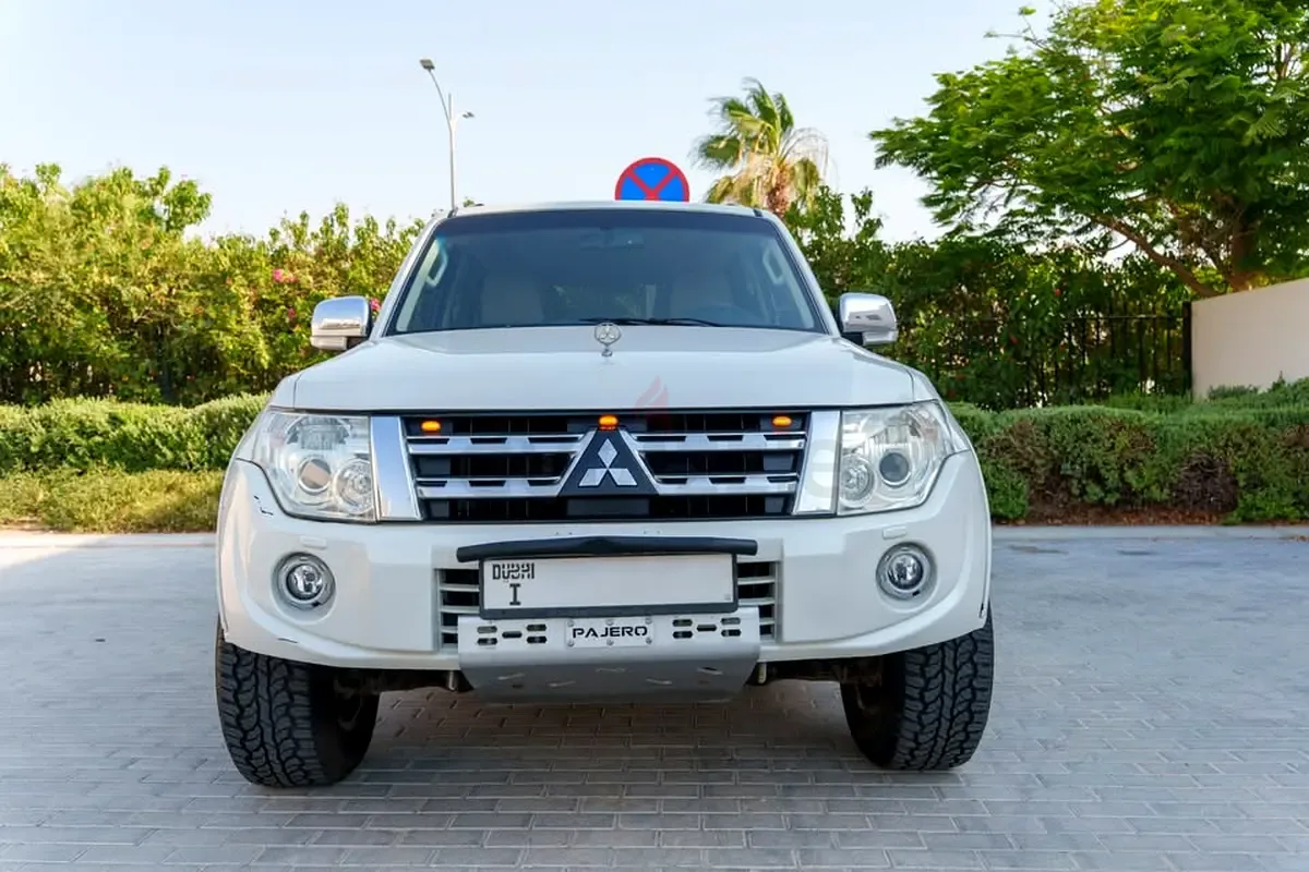 Mitsubishi Pajero 3.8 AT (243 hp) - 3