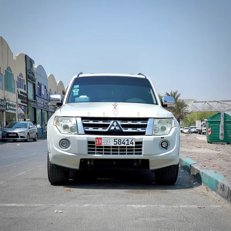 Mitsubishi Pajero 3.8 AT (243 hp) - 3