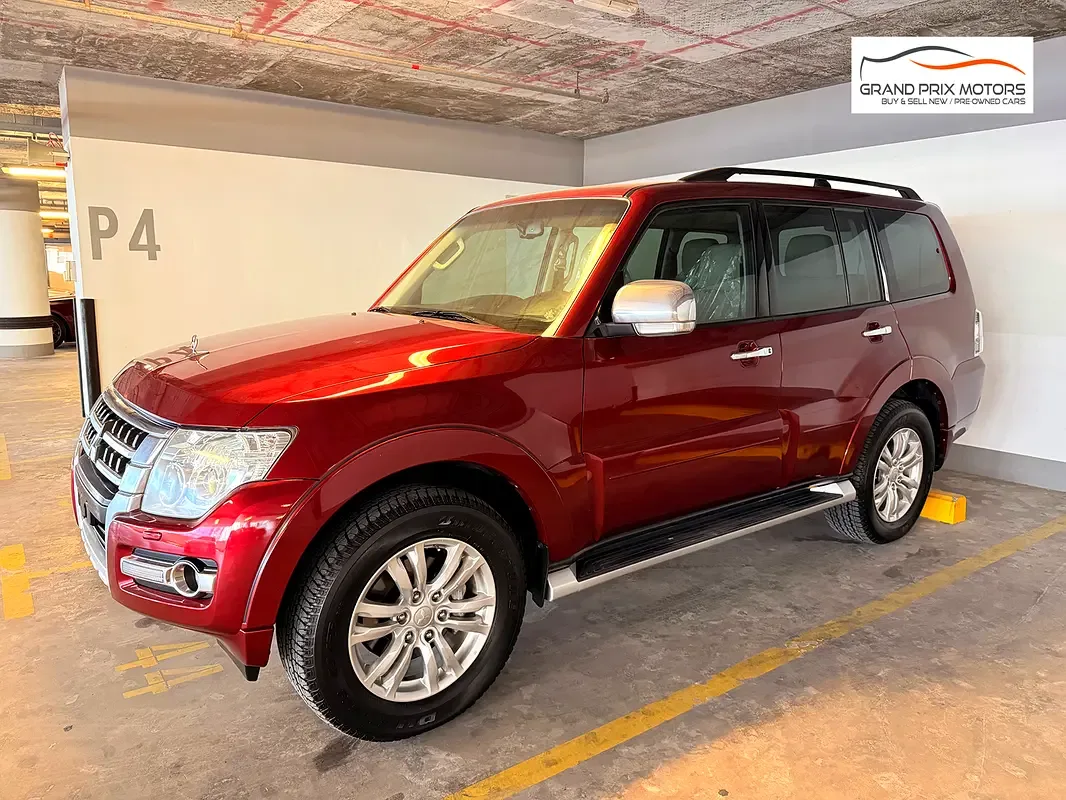 Mitsubishi Pajero 3.8 AT (243 حصان)