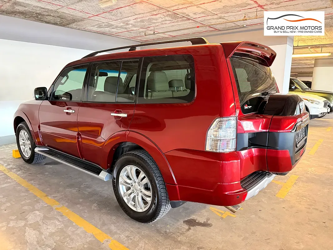 Mitsubishi Pajero 3.8 AT (243 حصان) - 6