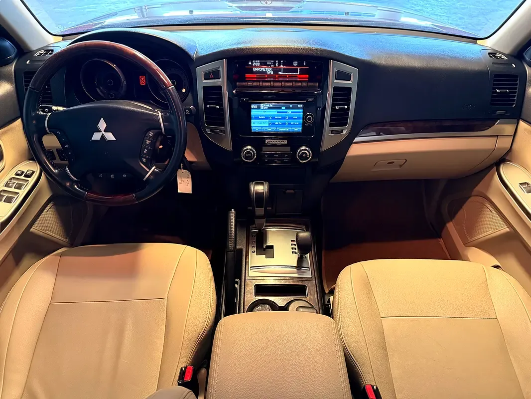 Mitsubishi Pajero 3.8 AT (243 حصان) - 13