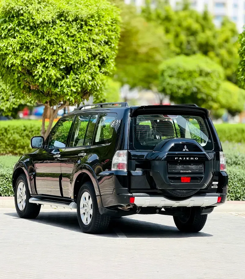 Mitsubishi Pajero 3.8 AT (243 حصان) - 6