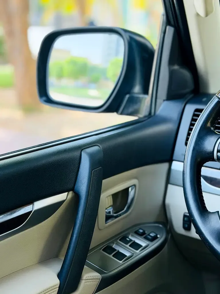 Mitsubishi Pajero 3.8 AT (243 حصان) - 16