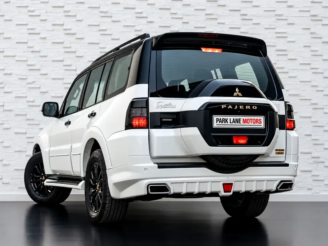 Mitsubishi Pajero 3.8 AT (243 hp) - 3