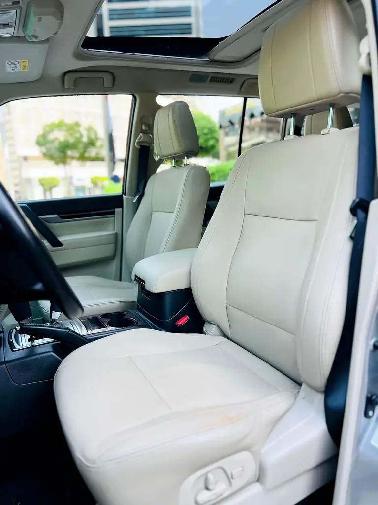 Mitsubishi Pajero 3.8 AT (243 حصان) - 11