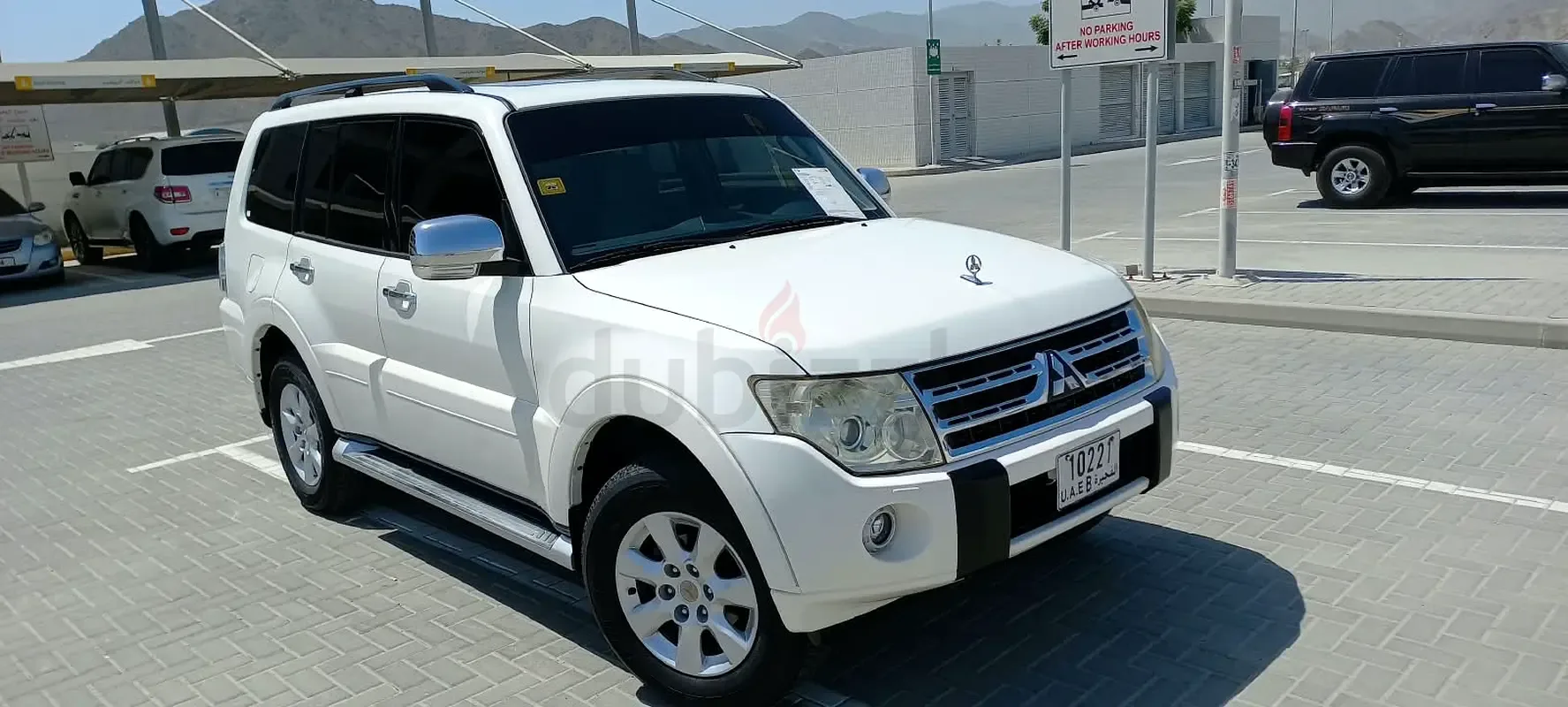 Mitsubishi Pajero 3.8 AT (250 hp)