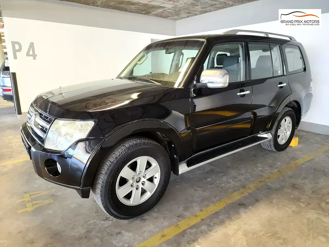 Mitsubishi Pajero 3.8 AT (250 hp)