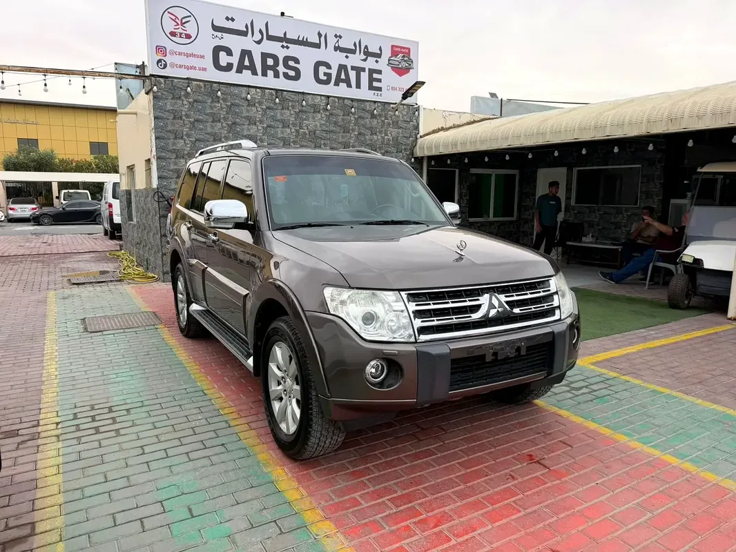 Mitsubishi Pajero 3.8 AT (250 hp)