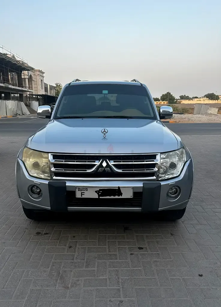 Mitsubishi Pajero 3.8 AT (250 hp)
