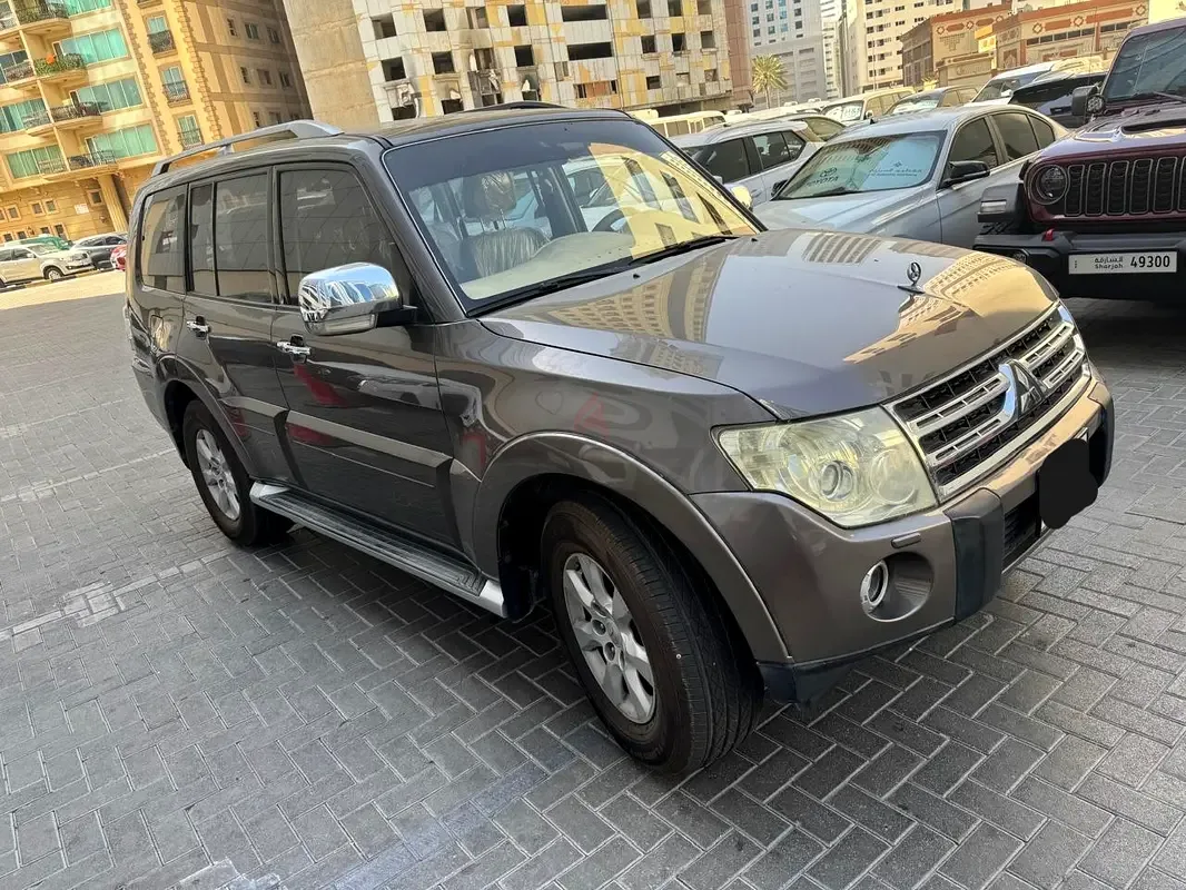 Mitsubishi Pajero 3.8 AT (250 hp)
