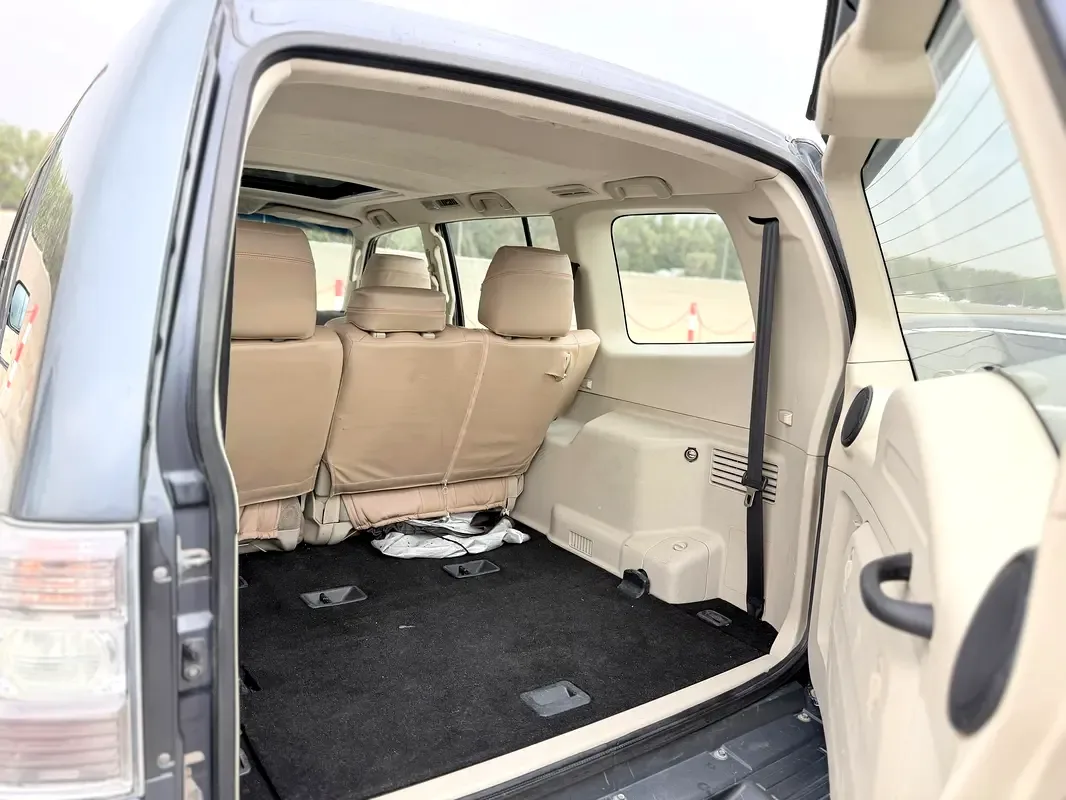 Mitsubishi Pajero 3.8 AT (250 حصان) - 14