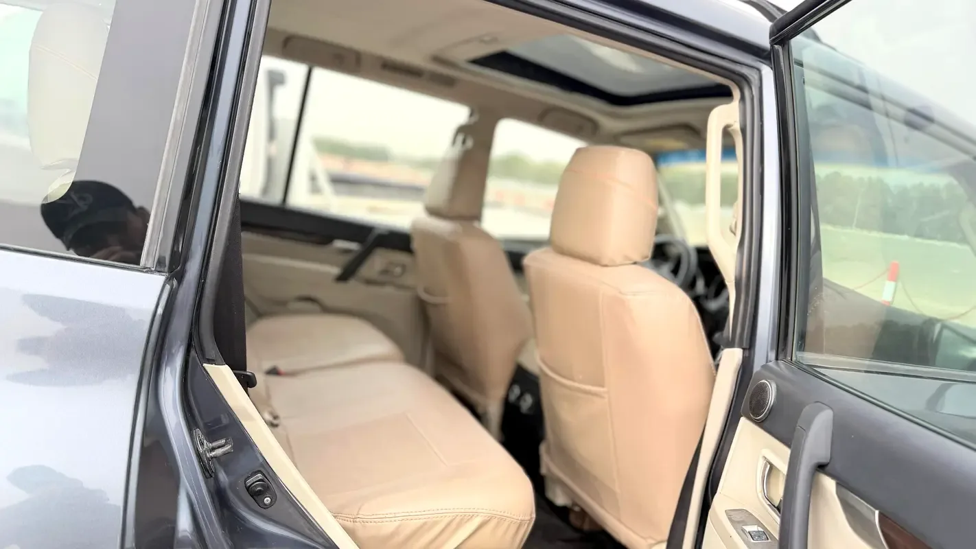 Mitsubishi Pajero 3.8 AT (250 حصان) - 12