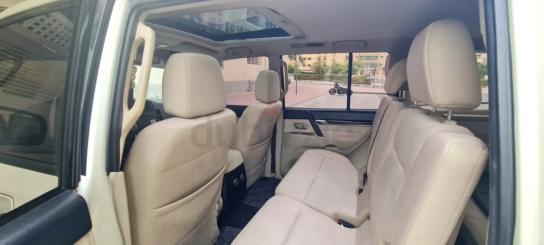 Mitsubishi Pajero 3.8 AT (250 hp) - 10
