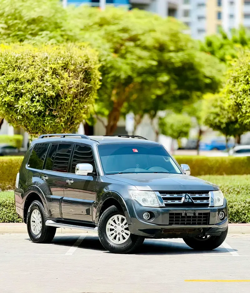Mitsubishi Pajero 3.8 AT 4WD (250 hp)