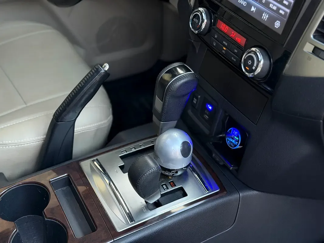 Mitsubishi Pajero 3.8 AT 4WD (250 حصان) - 16
