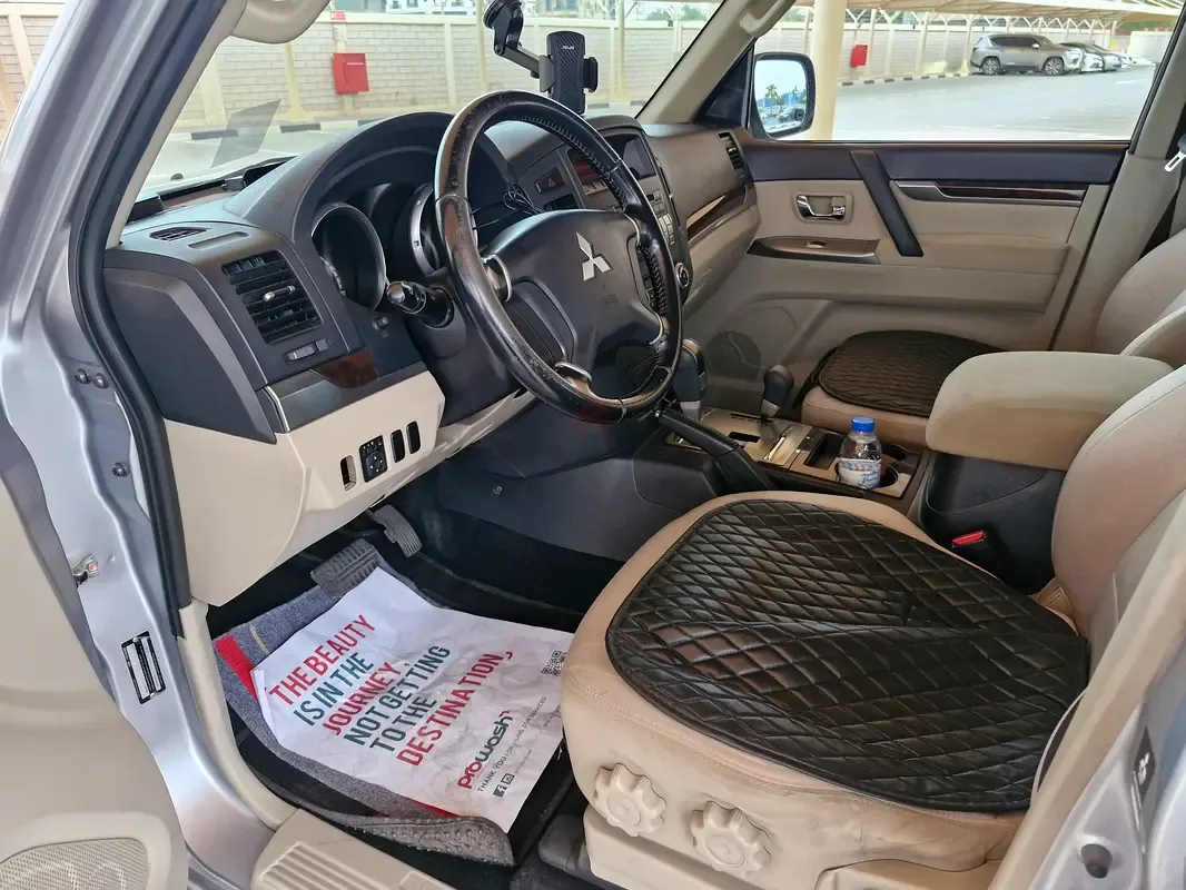 Mitsubishi Pajero 3.8 AT 4WD (250 hp) - 12
