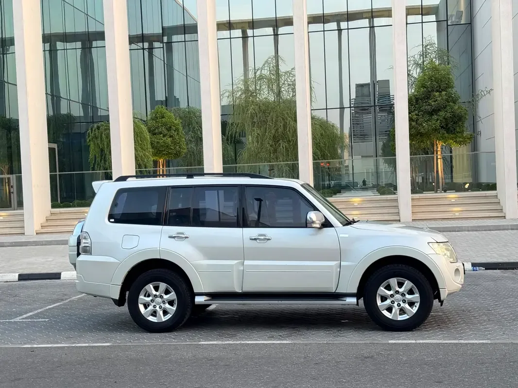 Mitsubishi Pajero 3.8 AT AWD (250 hp) - 8