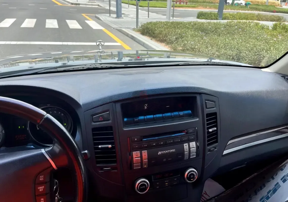 Mitsubishi Pajero 3.8 AT AWD (250 حصان) - 4