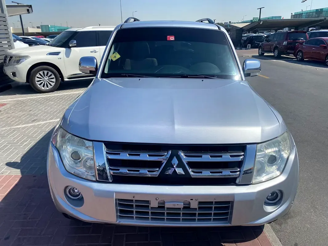 Mitsubishi Pajero Sport 3.0 AT AWD (220 hp)