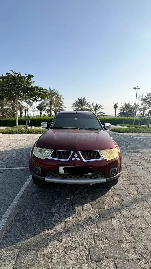 Mitsubishi Pajero Sport 3.5 AT (186 hp)