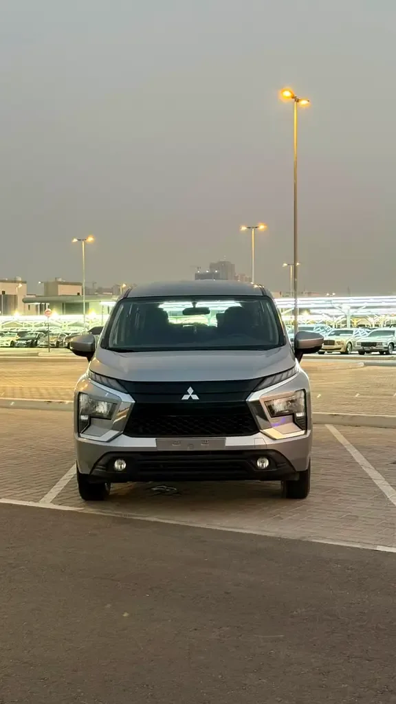 Mitsubishi XPANDER 1.5 CVT (105 hp)