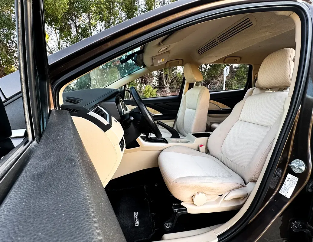 Mitsubishi XPANDER 1.5 CVT (105 hp) - 9