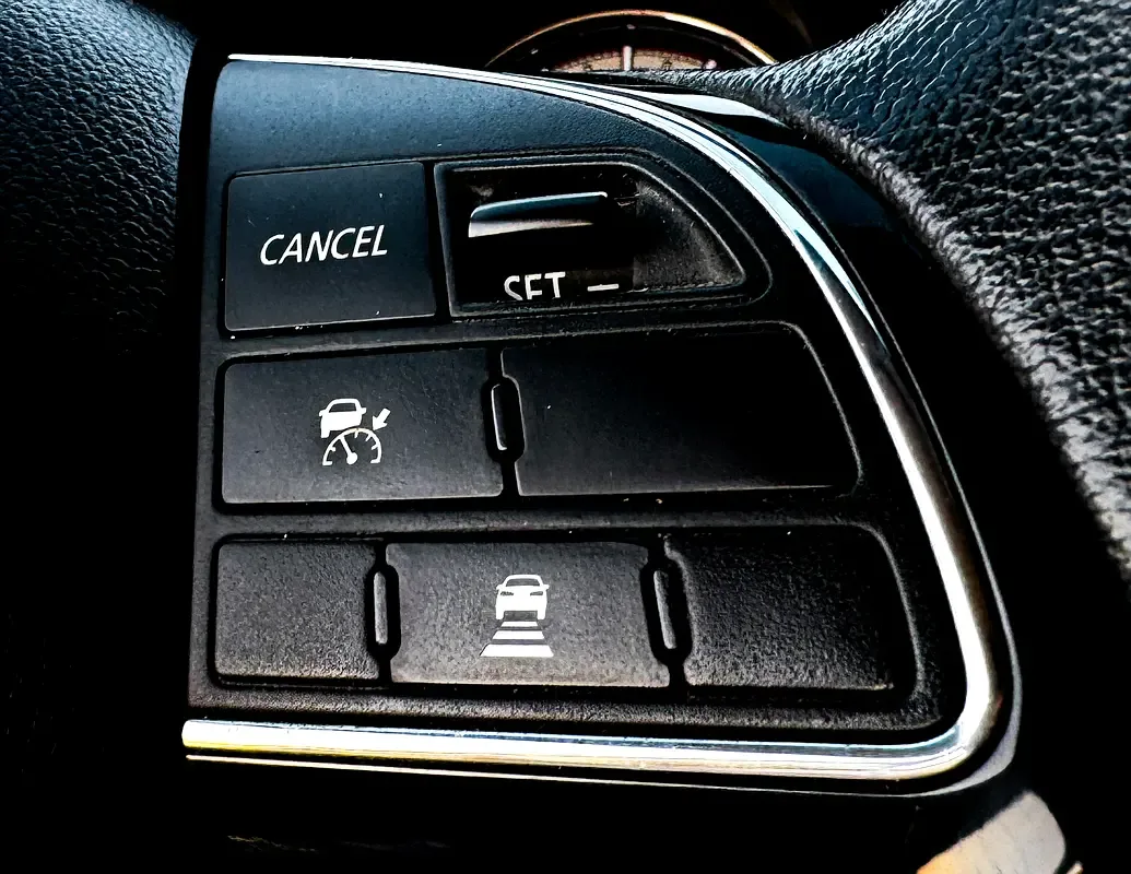 Mitsubishi XPANDER 1.5 CVT (105 hp) - 15
