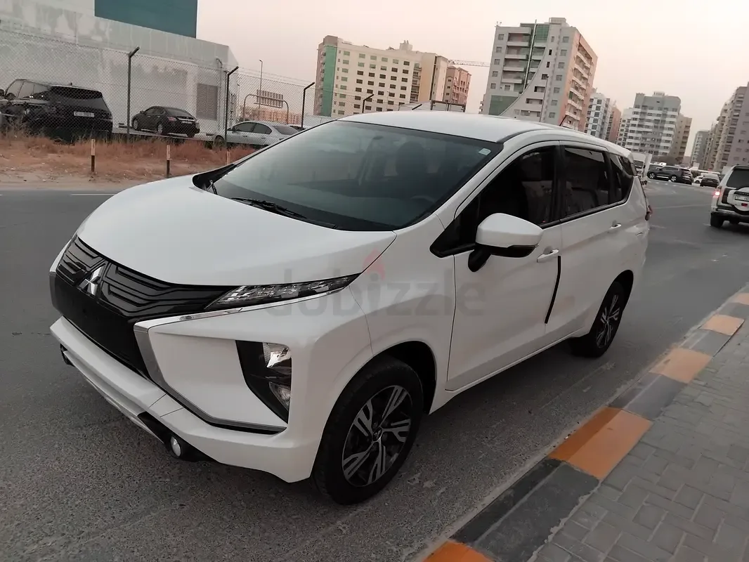 Mitsubishi XPANDER 1.5 CVT (105 hp)