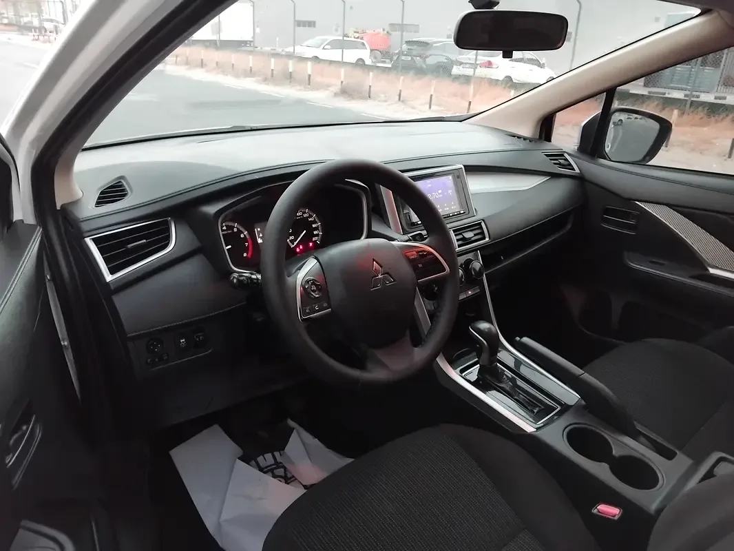 Mitsubishi XPANDER 1.5 CVT (105 hp) - 6