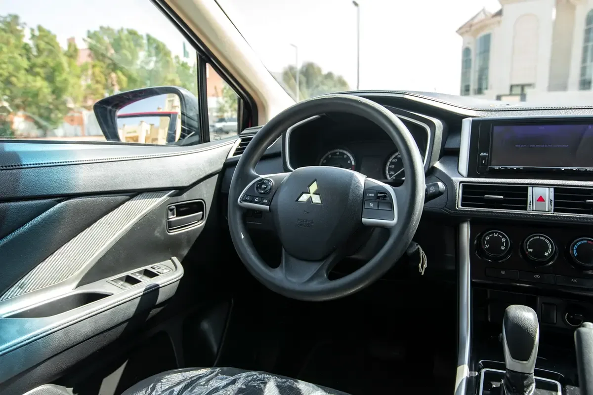 Mitsubishi XPANDER 1.5 CVT (105 حصان) - 3