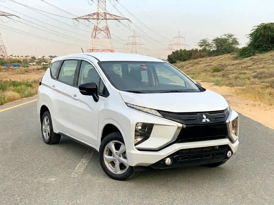 Mitsubishi XPANDER 1.5 CVT (105 hp)