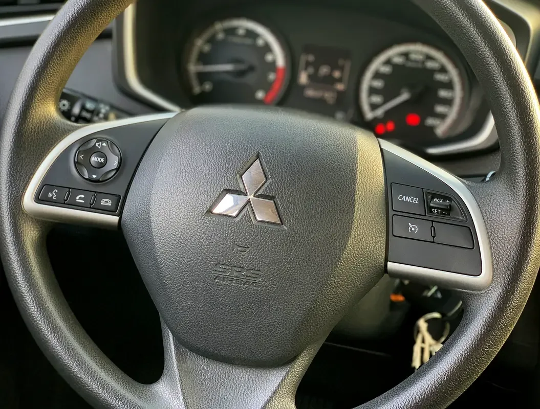 Mitsubishi XPANDER 1.5 CVT (105 hp) - 11