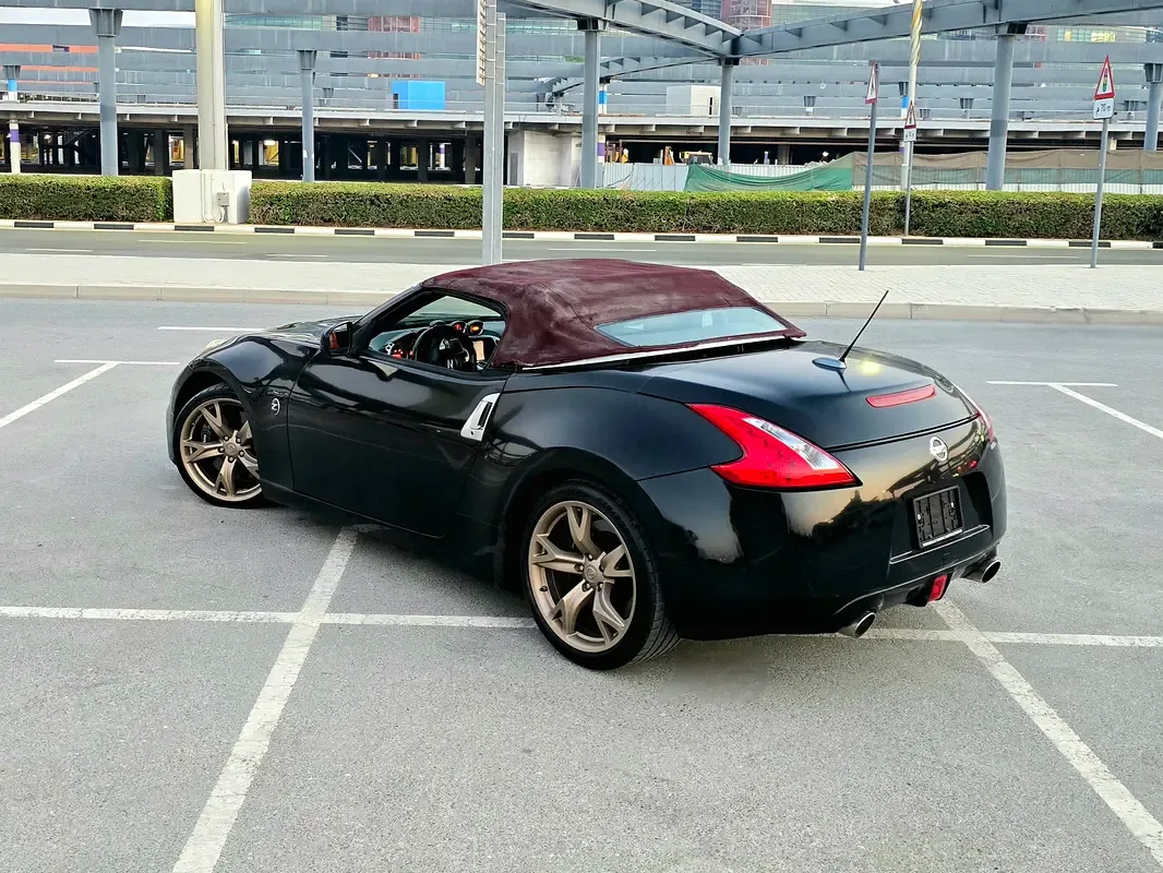 Nissan 370Z 3.7 AT (336 hp) - 3