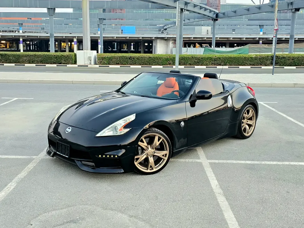 Nissan 370Z 3.7 AT (336 hp)