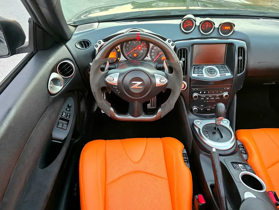 Nissan 370Z 3.7 AT (336 hp) - 13