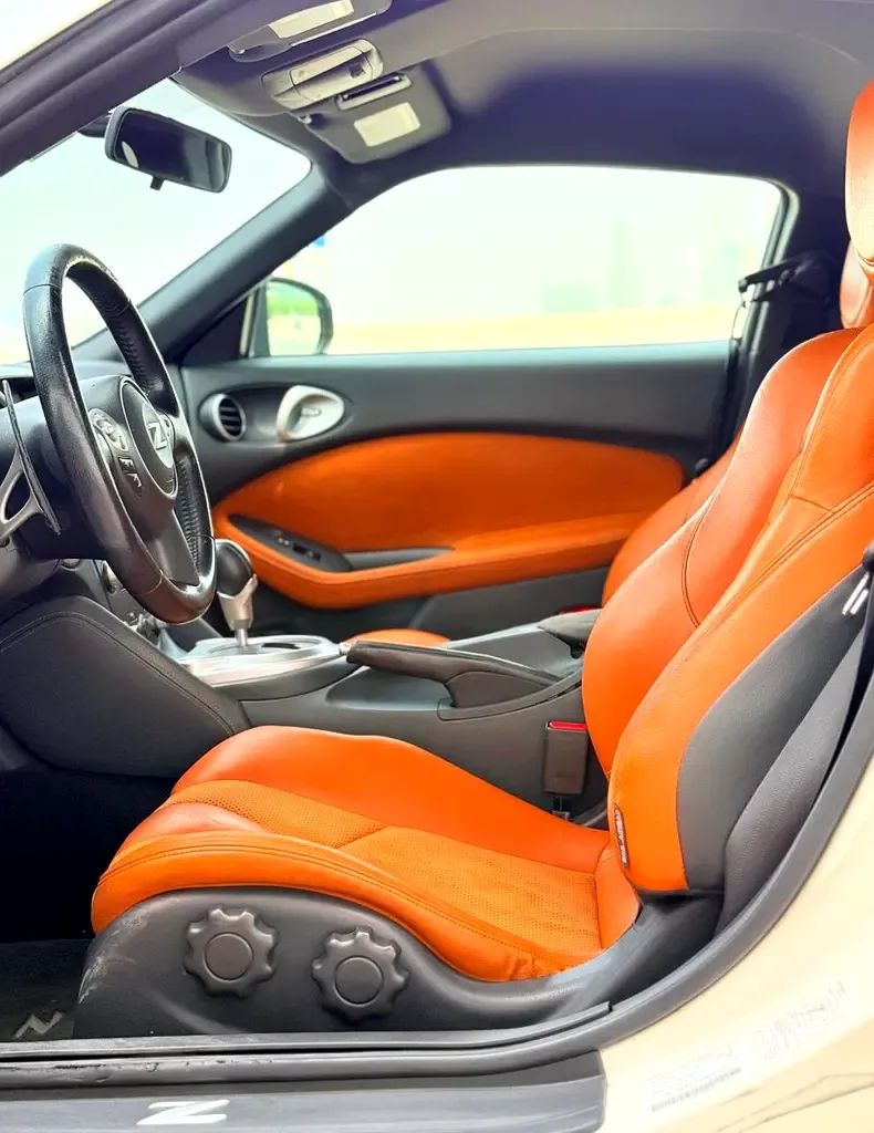 Nissan 370Z 3.7 AT (350 hp) - 11