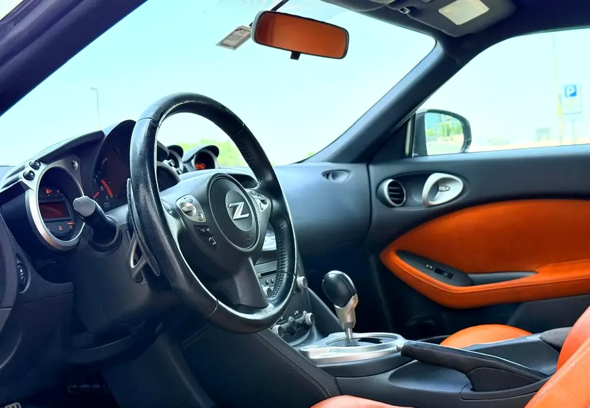 Nissan 370Z 3.7 AT (350 hp) - 10