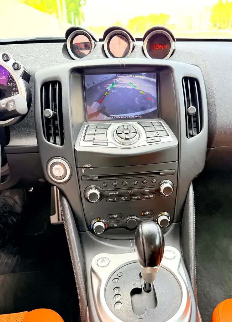 Nissan 370Z 3.7 AT (350 hp) - 15