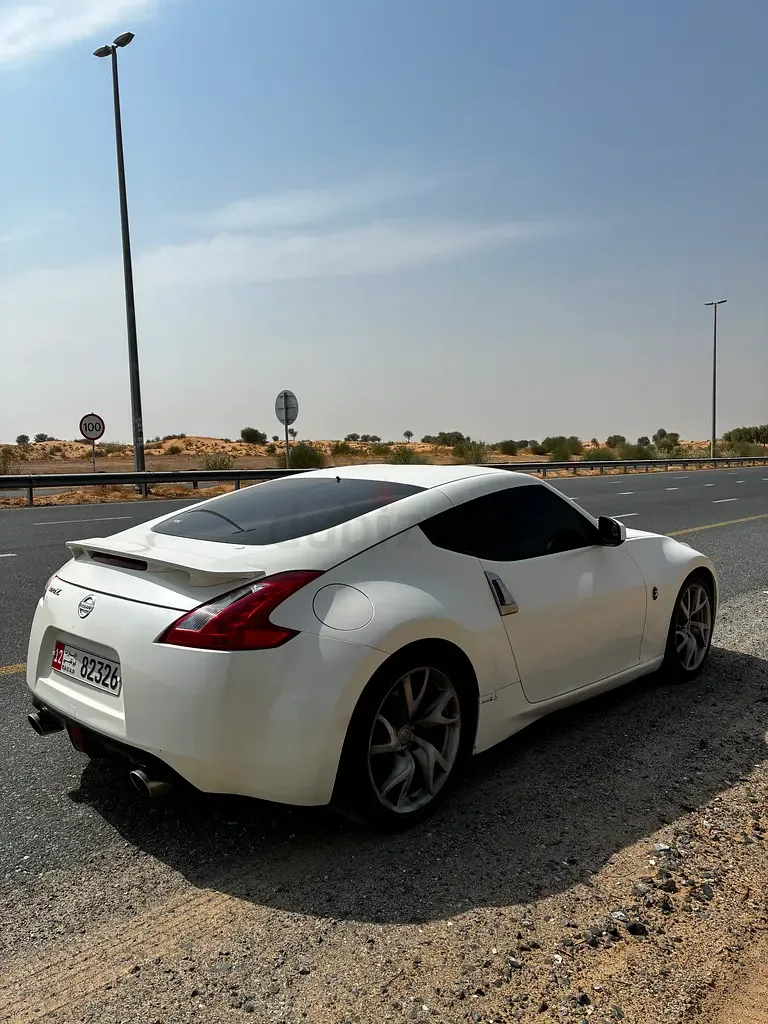Nissan 370Z 3.7 AT (350 hp) - 6