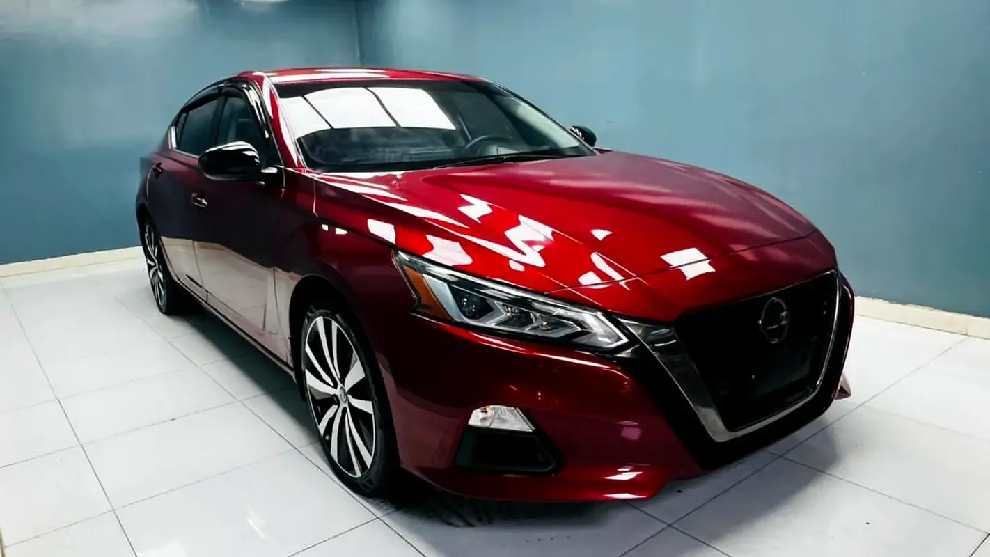 Nissan Altima 2.0 (248 حصان), بنزين, variator (CVT), front drive