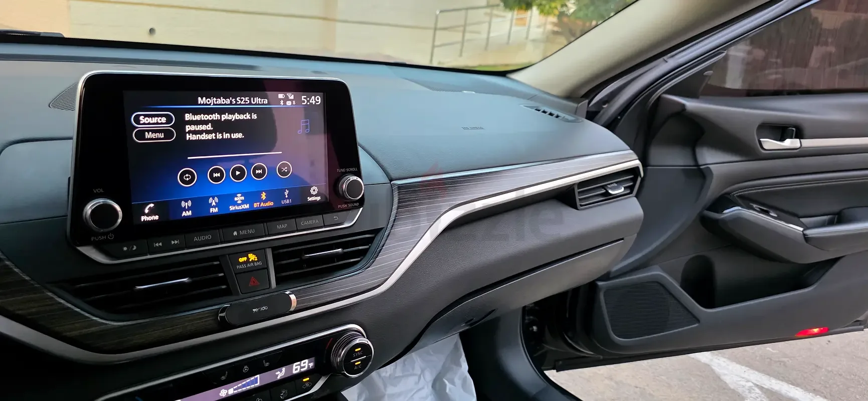 Nissan Altima 2.0 (248 hp), gasoline, variator (CVT), front drive - 4