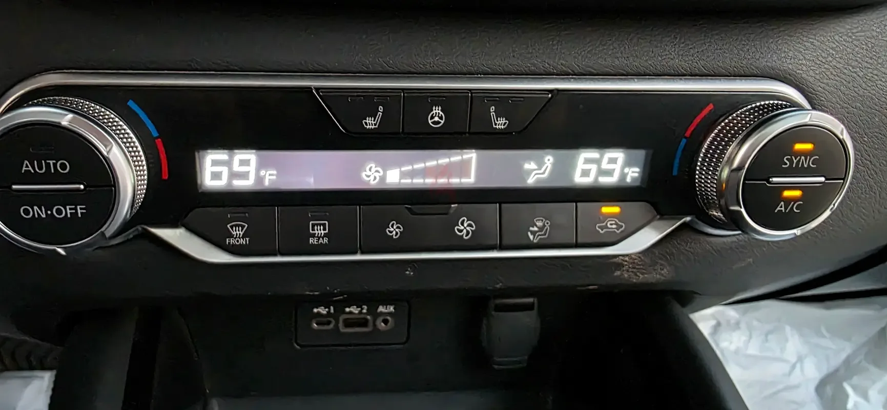Nissan Altima 2.0 (248 hp), gasoline, variator (CVT), front drive - 15