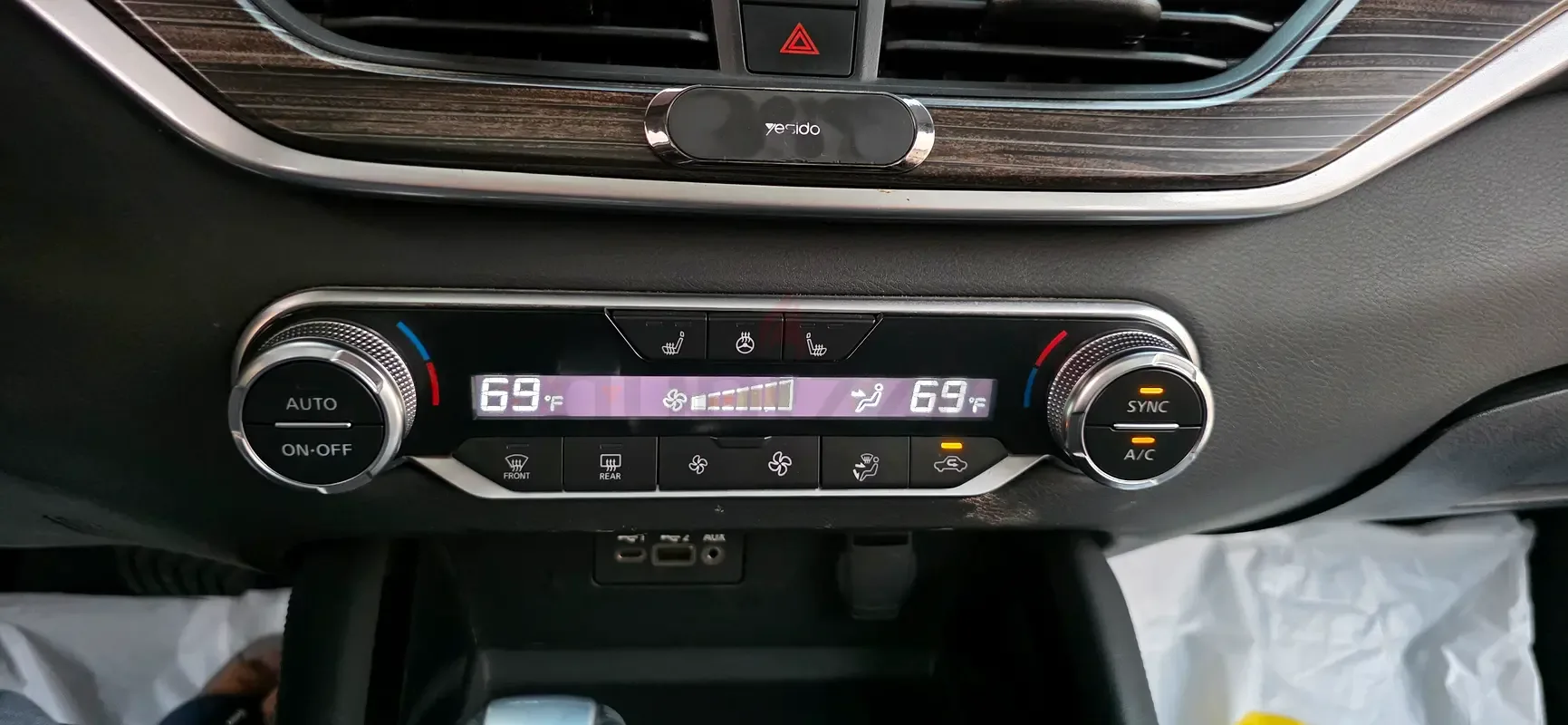 Nissan Altima 2.0 (248 hp), gasoline, variator (CVT), front drive - 20
